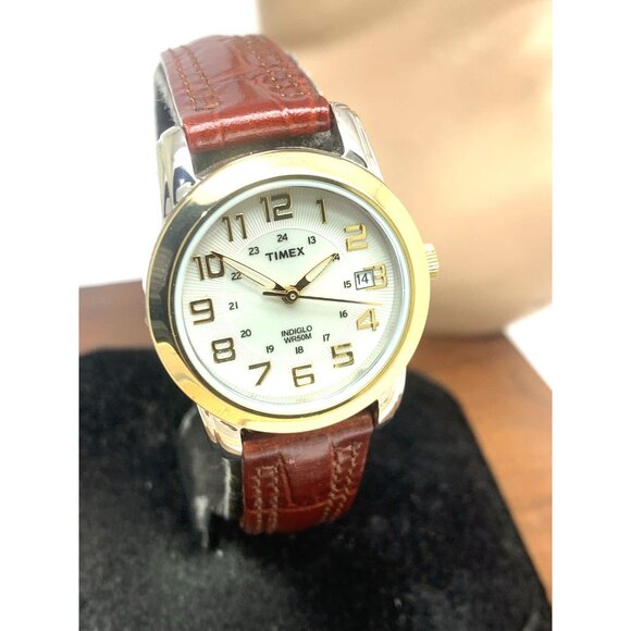 Timex Women's Watch T2N436 Indiglo Quartz Beige Dial Leather Strap 28mm - Picture 13 of 14